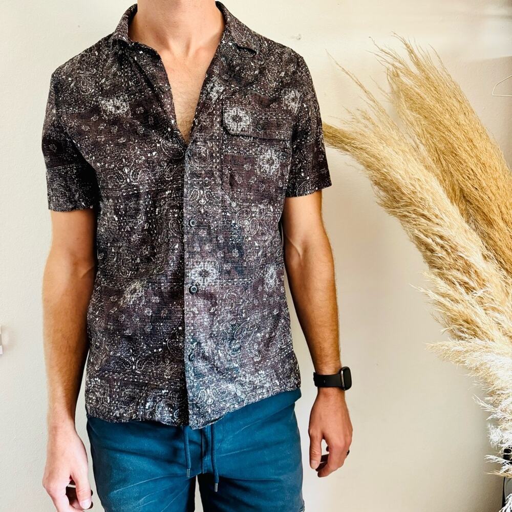 MENS NORDSTROM Brown Grey Gray White Paisley Button Down Short Sleeve Shirt S